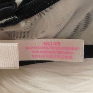 PINK Victoria's Secret Intimates & Sleepwear - Really cute pink bra PINK Victoria's Secret Intimates & Sleepwear - Really cute pink bra
